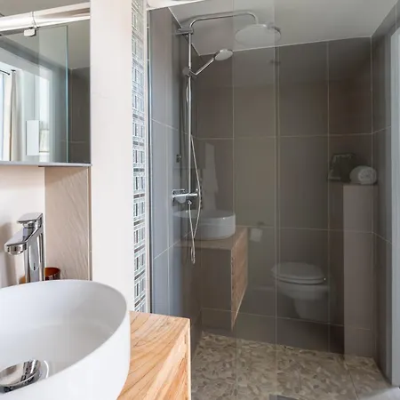 Pristine 5 Min To Sacre Coeur Apartman *